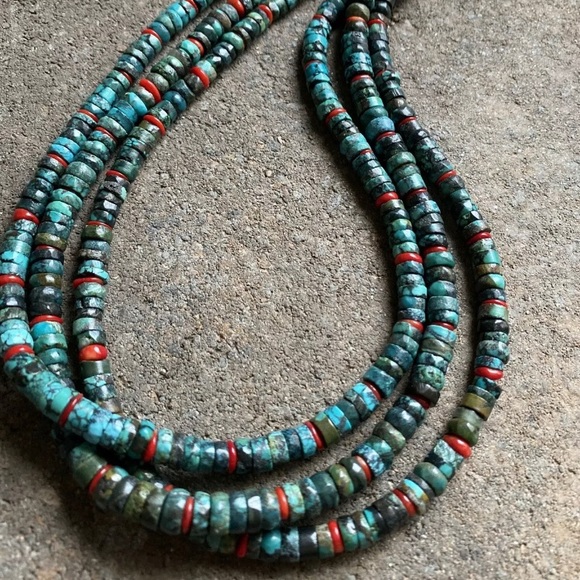 S.S.Multi StrandTurquoise CoralHeishi BeadNecklace